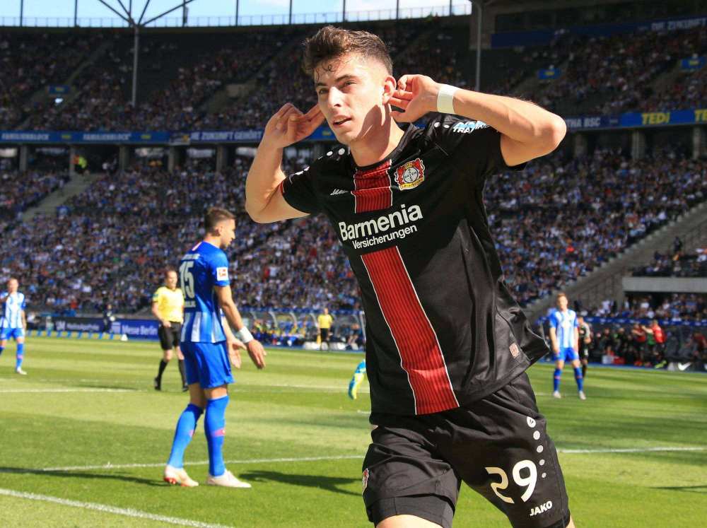 开云官方网站-清晨体能课后;莱比锡内部沟通备战荷甲;更衣室稳定;赛程密集仍需轮换(校内每日两小时体能训练)