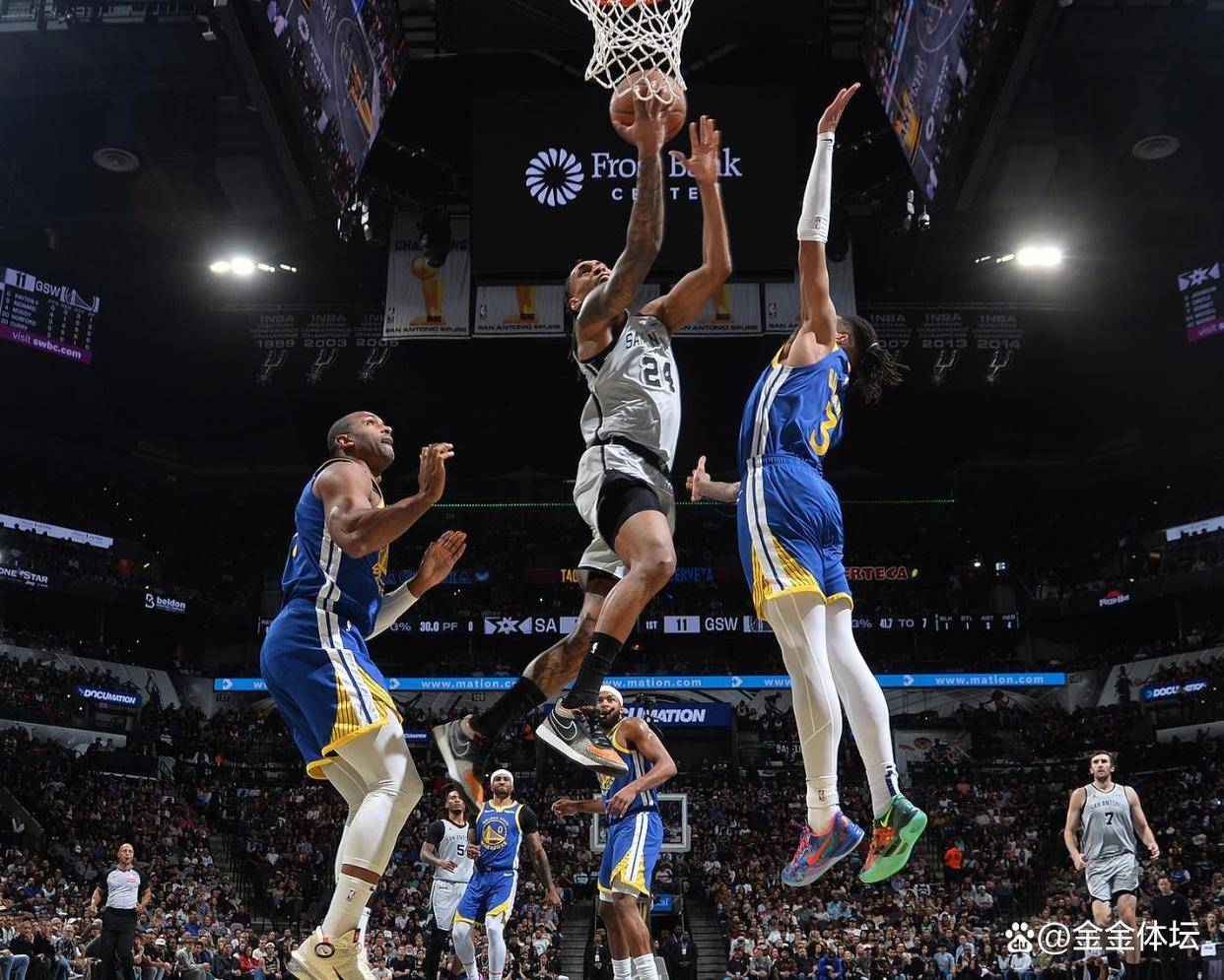 开云中国官网-赛地聚焦:NBA季后赛赛前热度飙升,圣安东尼奥马刺造点机会,震撼外界,球队文化再被提及的简单介绍